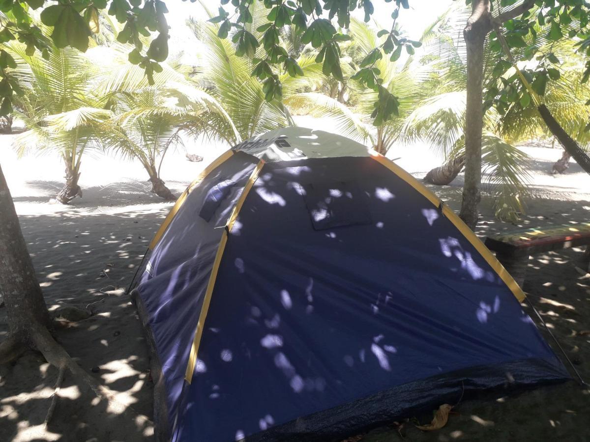 Hostal Pachamama Isla de Canas Exterior photo