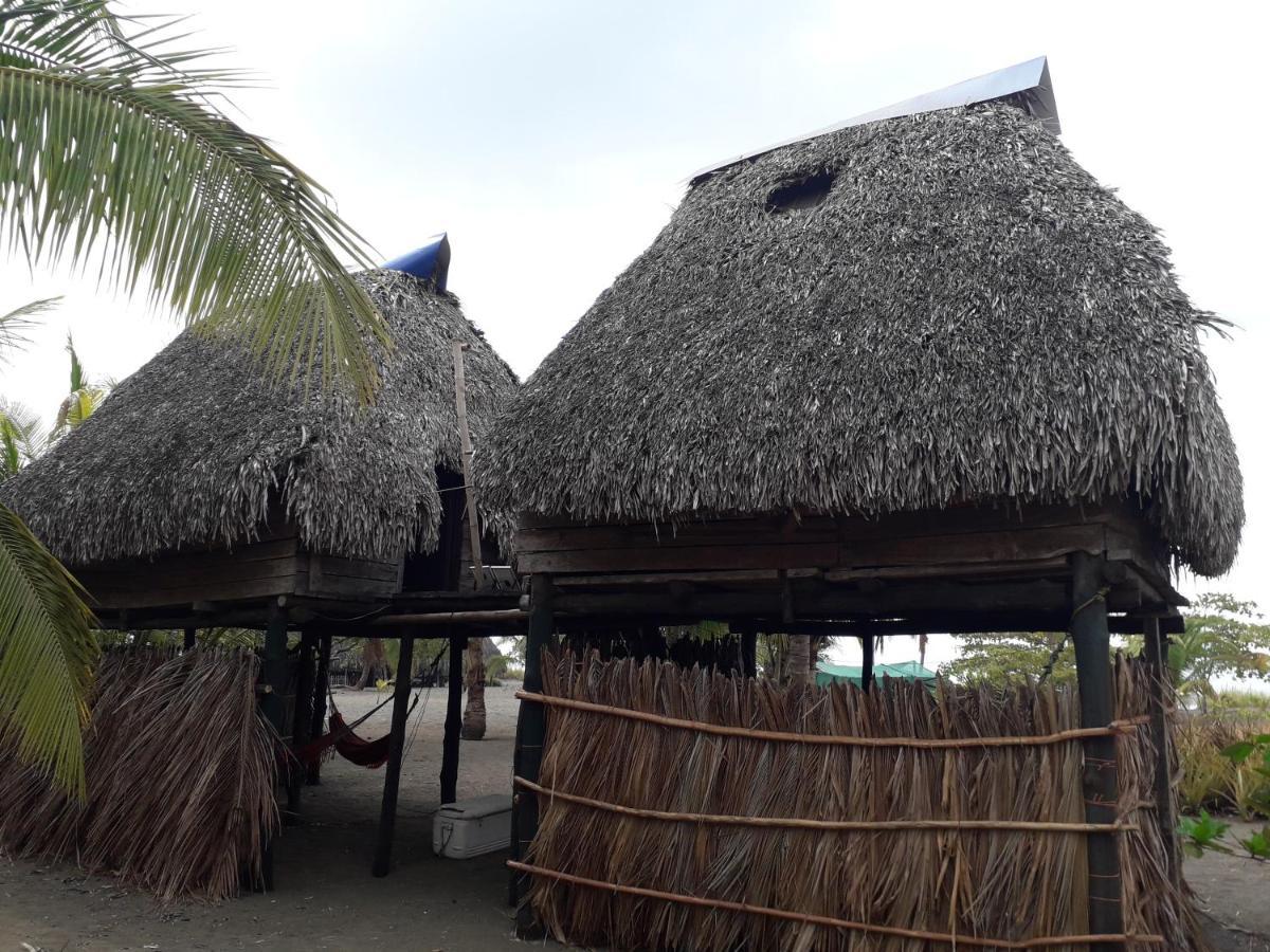 Hostal Pachamama Isla de Canas Exterior photo