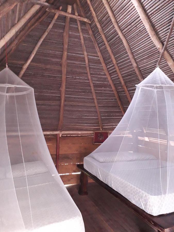 Hostal Pachamama Isla de Canas Exterior photo